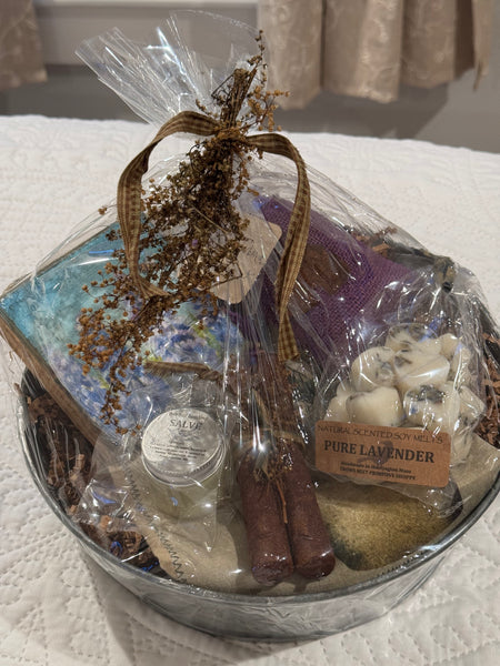 Primitive Herbal Gift Bucket